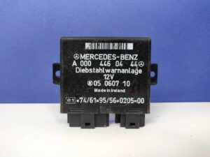 Mercedes Benz Genuine Electric Control Unit A 000 446 04 44 A0004460444 05060710